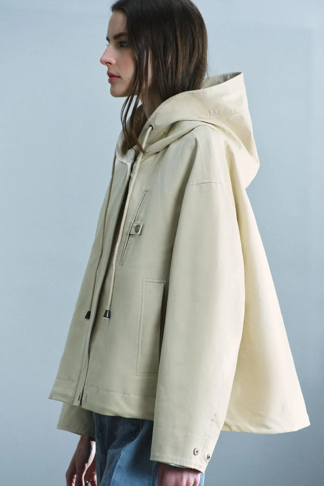 Парка с капюшоном и карманами ZW Collection, Zara