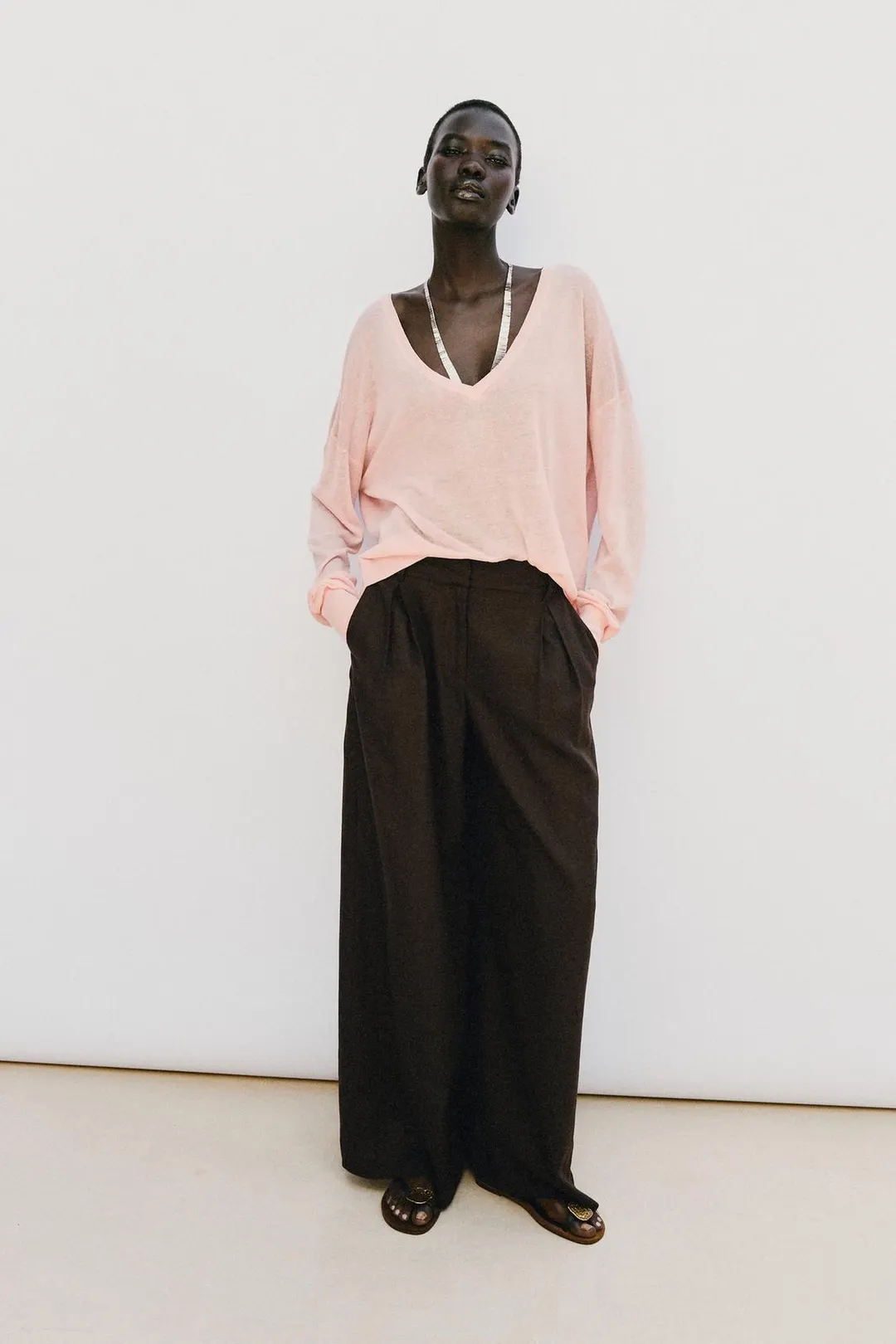 Брюки широкого кроя из смесового льна, Zara