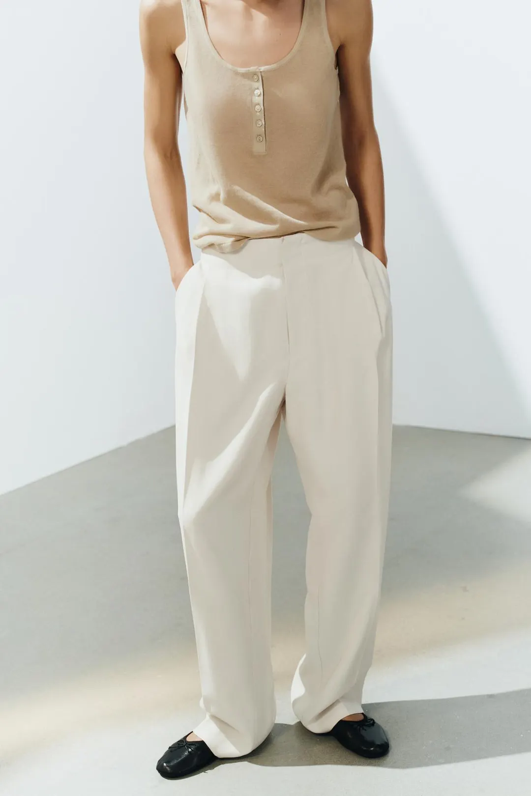 Струящиеся брюки со складками, Zara
