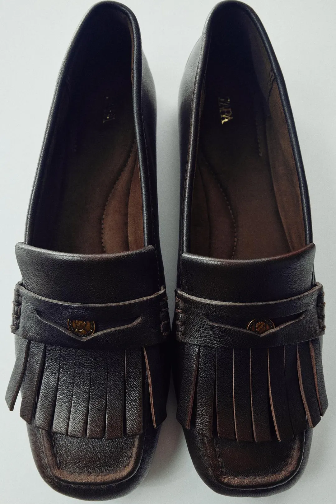 Лоферы из кожи с бахромой, Zara