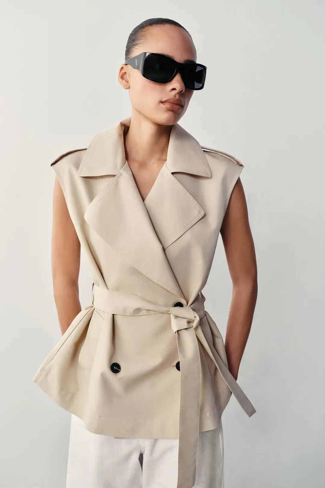 Двубортный жилет с поясом, Zara