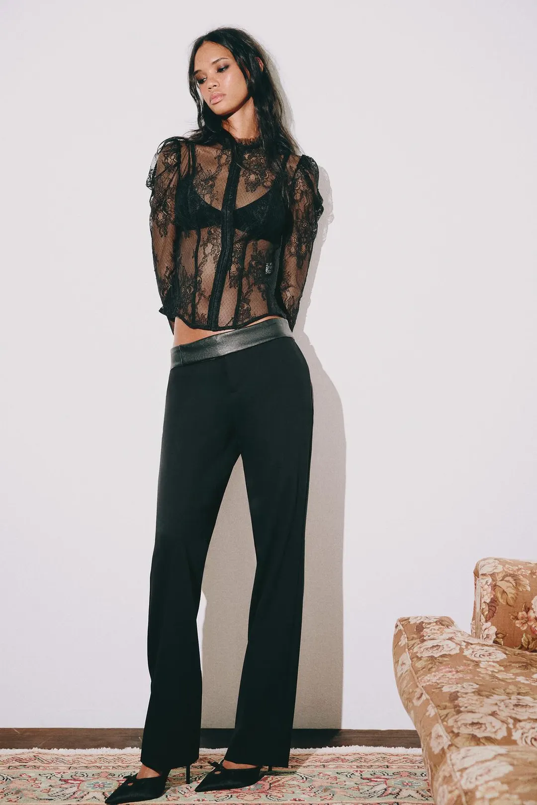 Брюки прямого кроя из комбинированных материалов, Zara