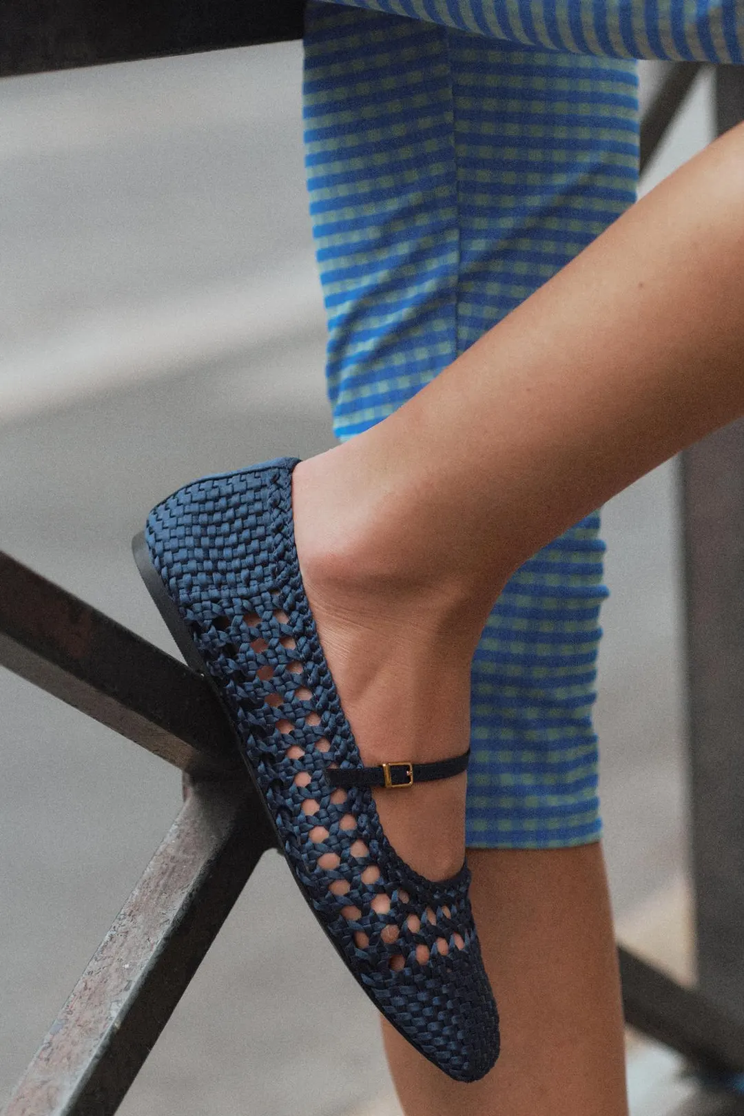 Плетеные балетки с пряжкой, Zara