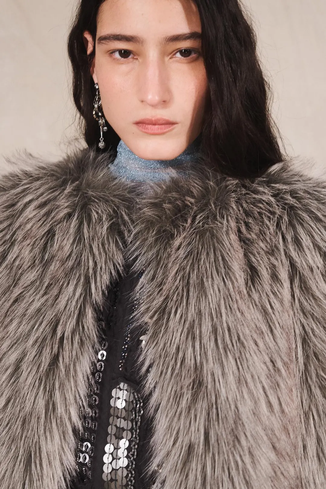 Жилет из искусственного меха с бахромой LIMITED EDITION, Zara
