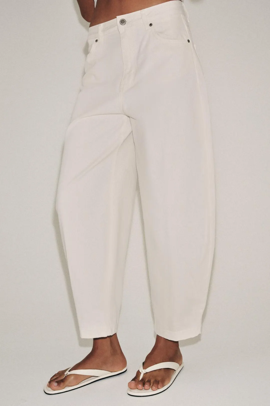 Джинсы ZW Collection бочкообразного кроя с высокой посадкой, Zara