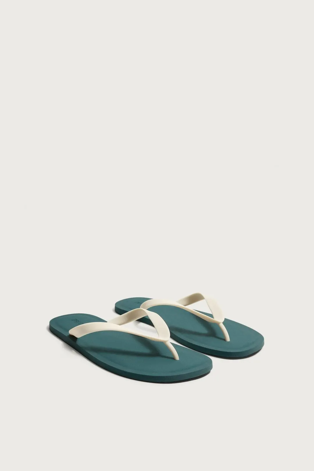 Сандалии с ремешками, Zara