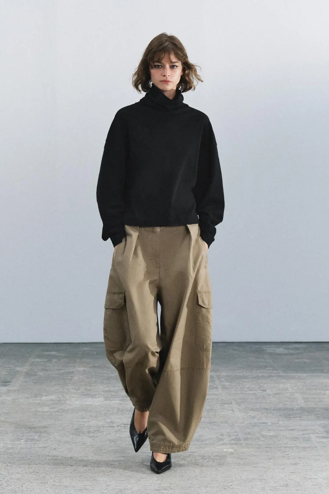 Футболка из интерлока с высоким воротником, Zara