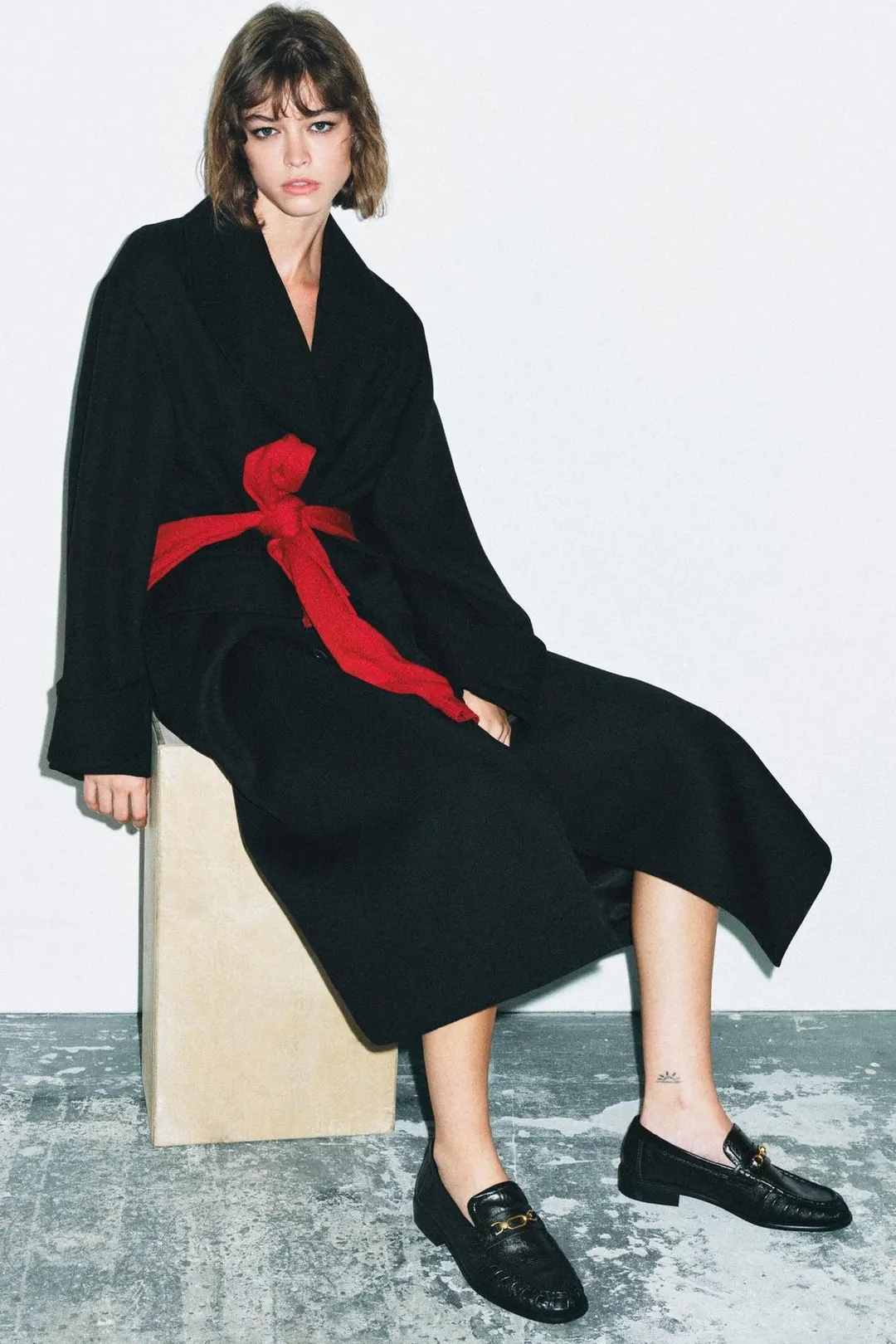 Лоферы кожаные с металлической деталью, Zara