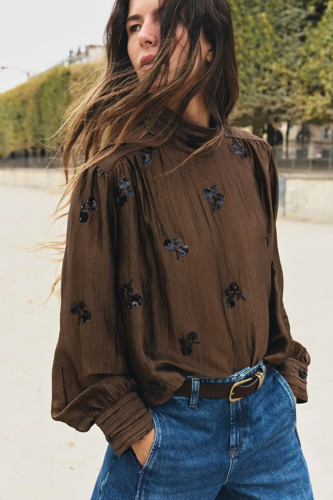 Блузка с цветочным узором из пайеток, Zara