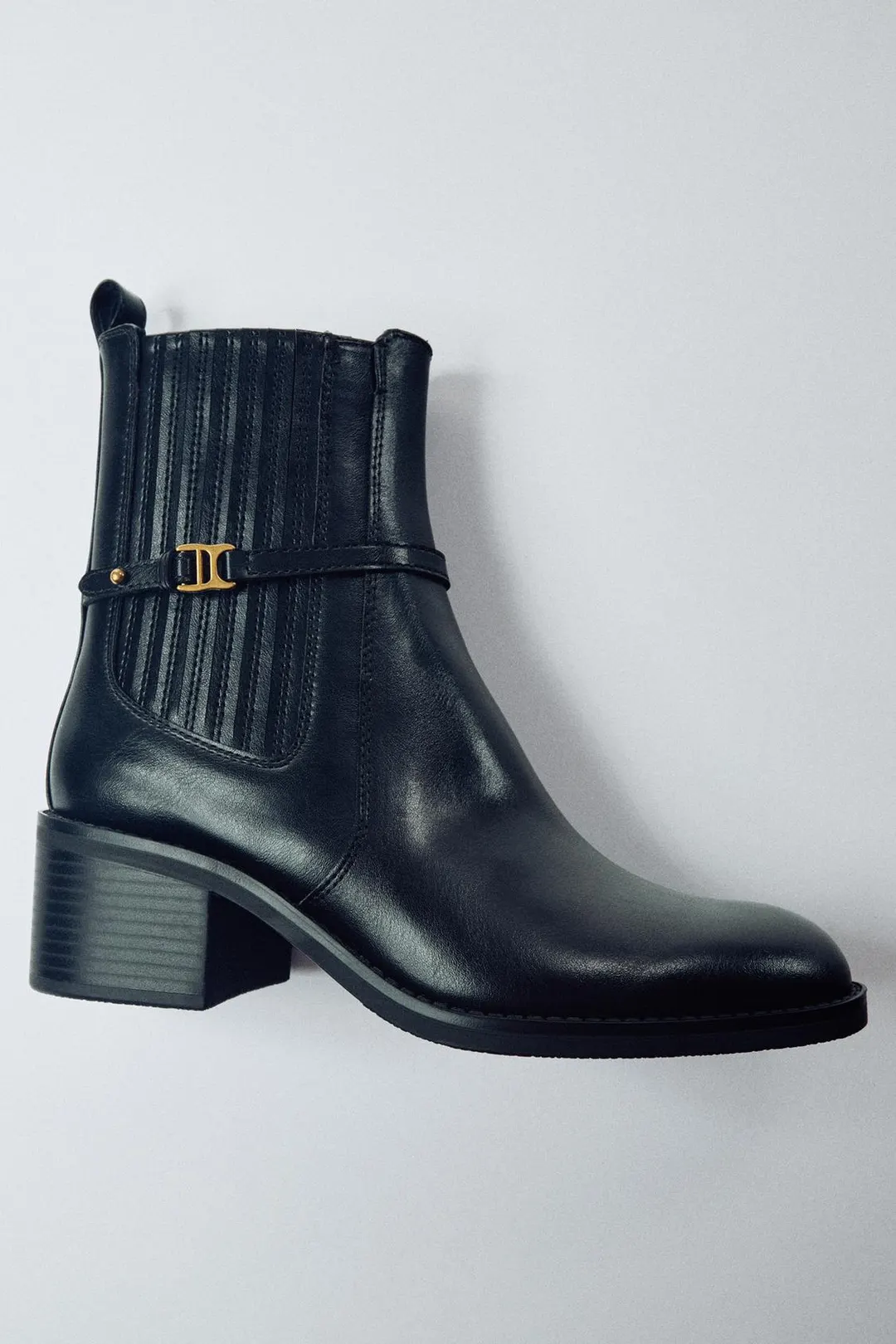 Ботильоны на каблуке с аппликацией, Zara