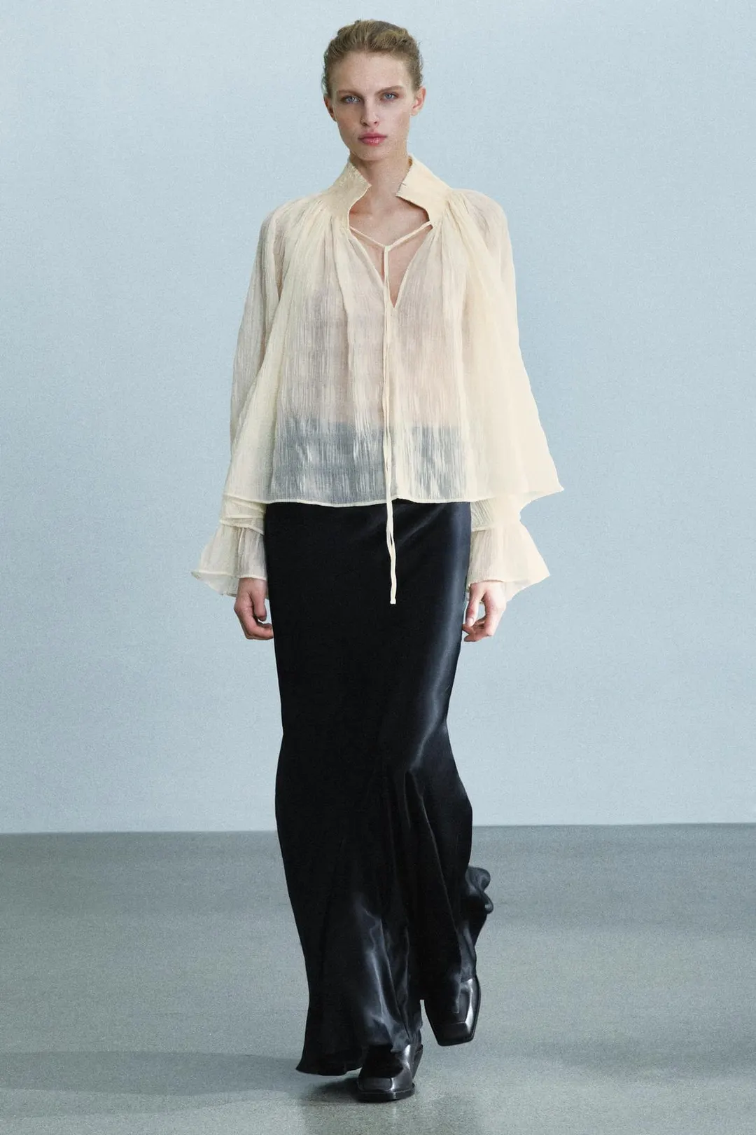 Блузка со сборками из смесового лиоцелла ZW Collection, Zara
