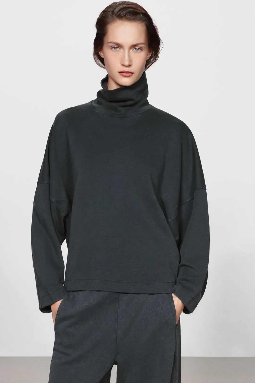 Свитшот-водолазка из интерлока, Zara