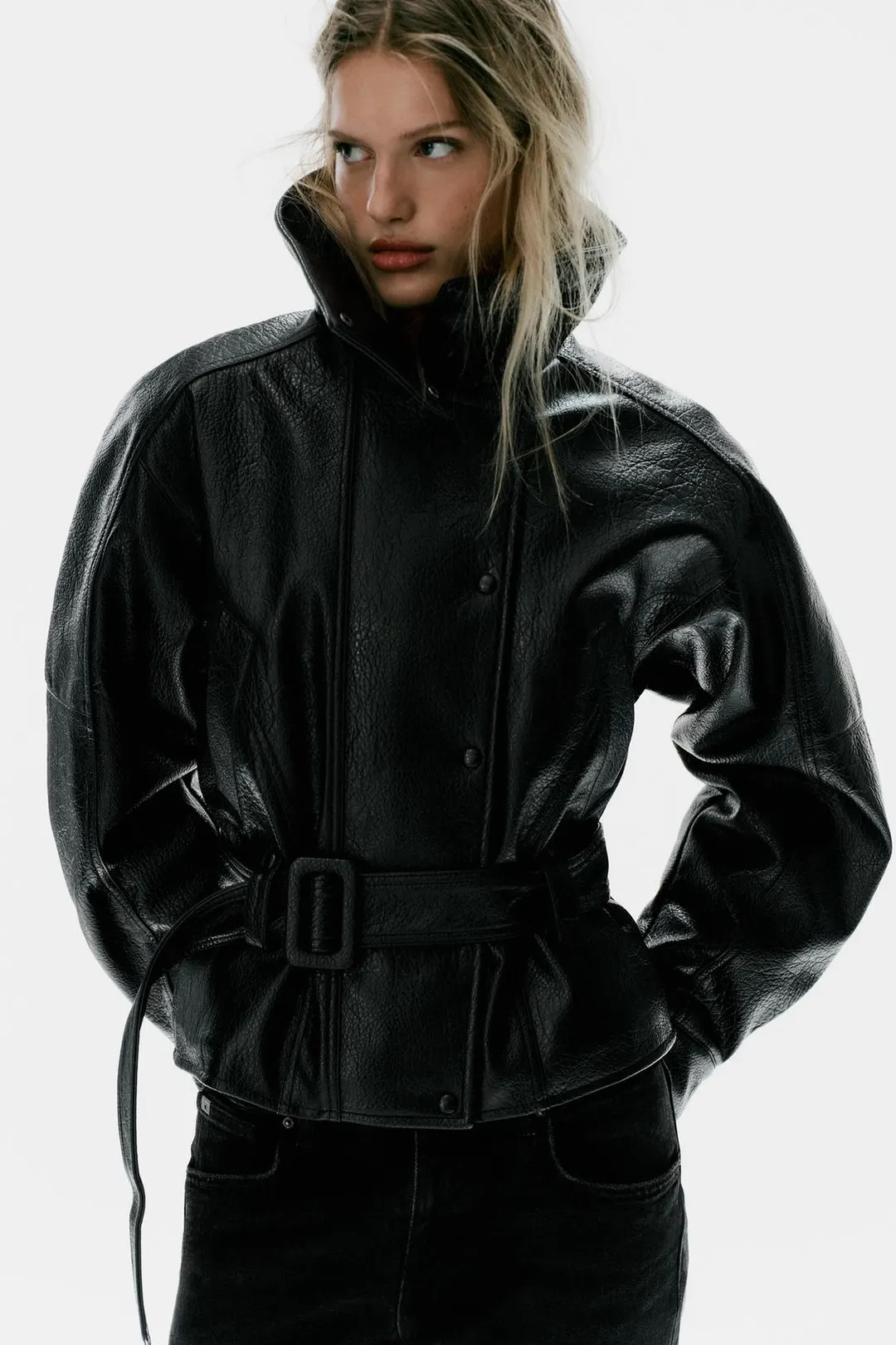 Куртка под кожу с поясом, Zara