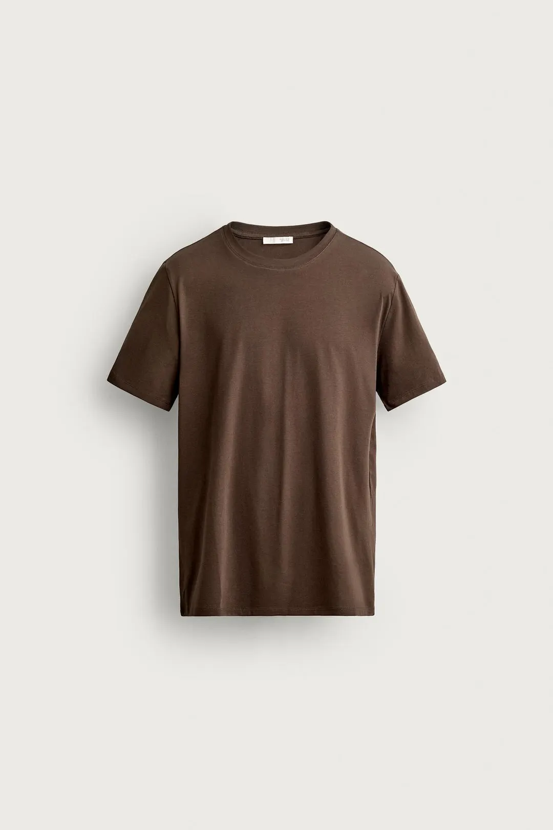 Базовая футболка slim fit /01, Zara
