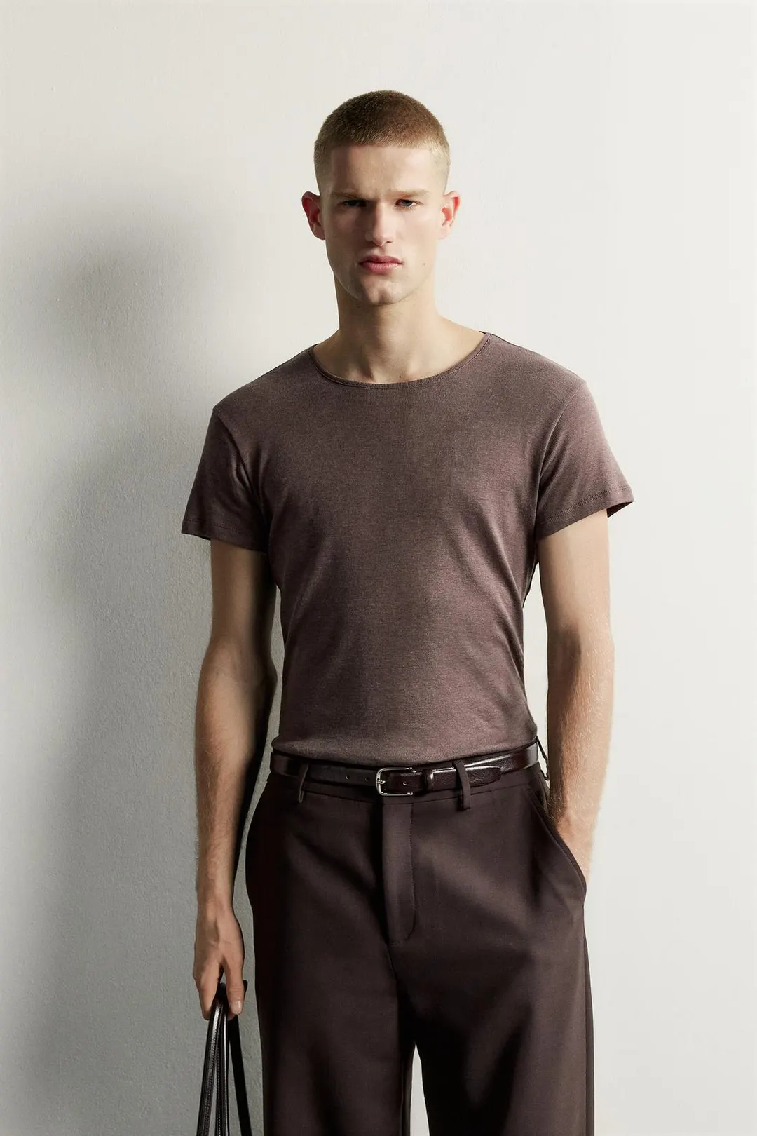 Легкая облегающая футболка, Zara