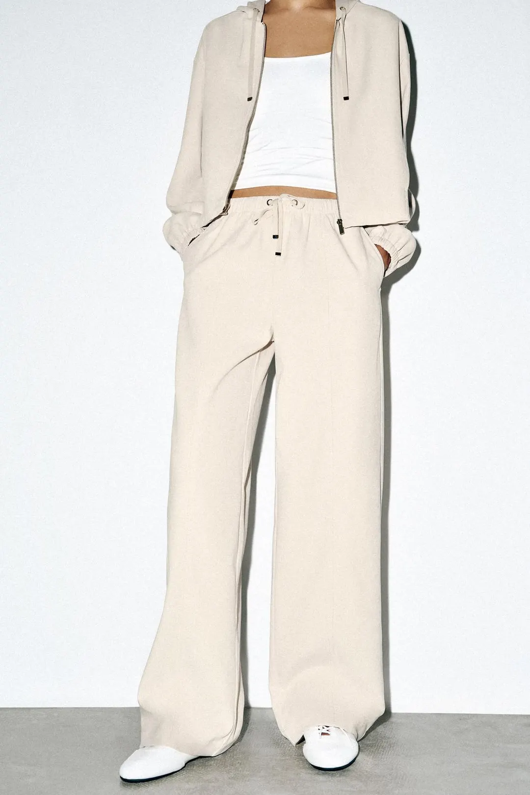 Брюки широкого кроя с эластичным поясом, Zara