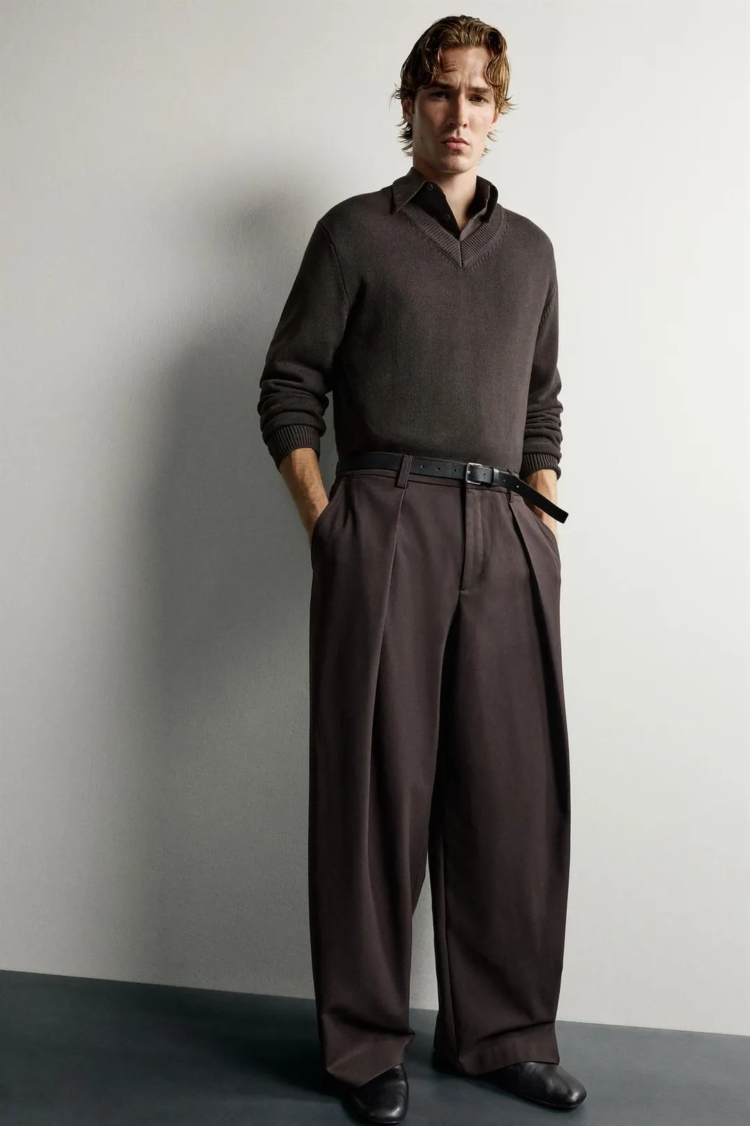 Брюки широкого кроя с встречной складкой, Zara