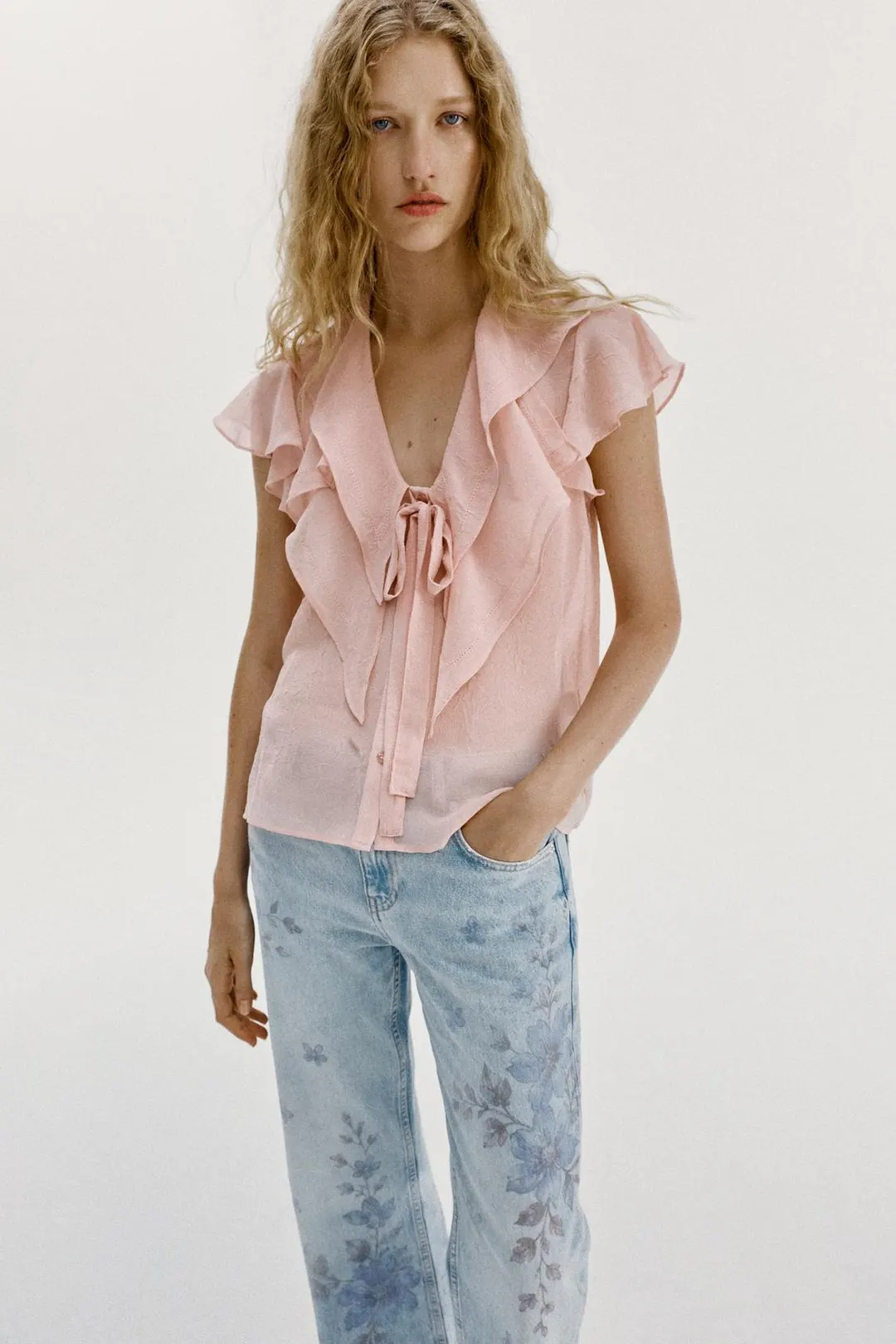 Блузка с оборками и завязками, Zara