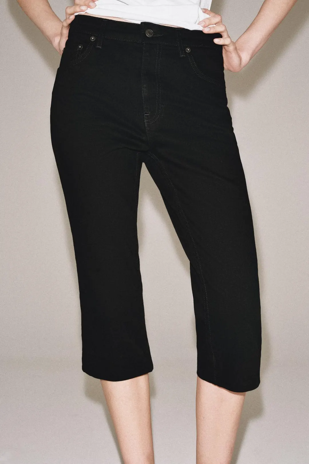 Джинсы-капри ZW Collection со средней посадкой, Zara
