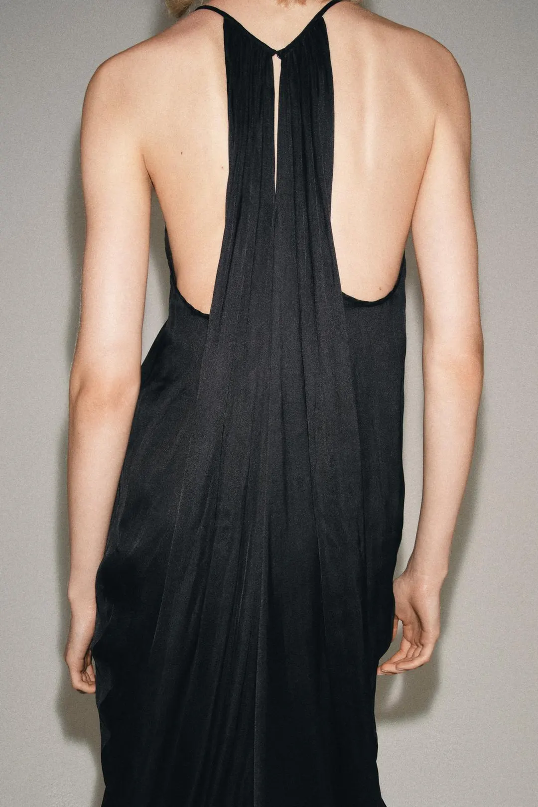 Платье атласное с драпировкой ZW Collection, Zara