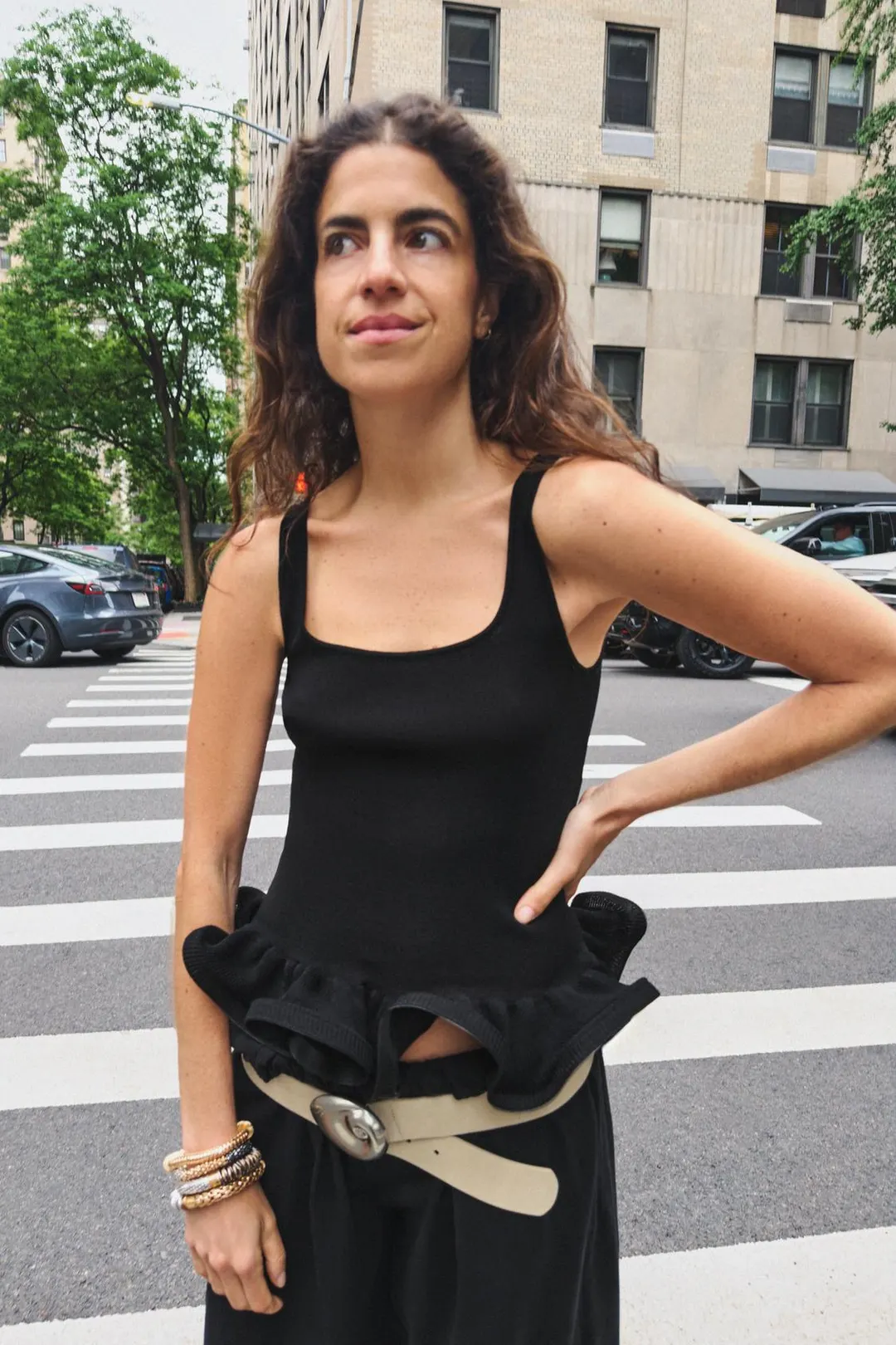 Ремень из замшевого спилка с пряжкой-ракушкой, Zara