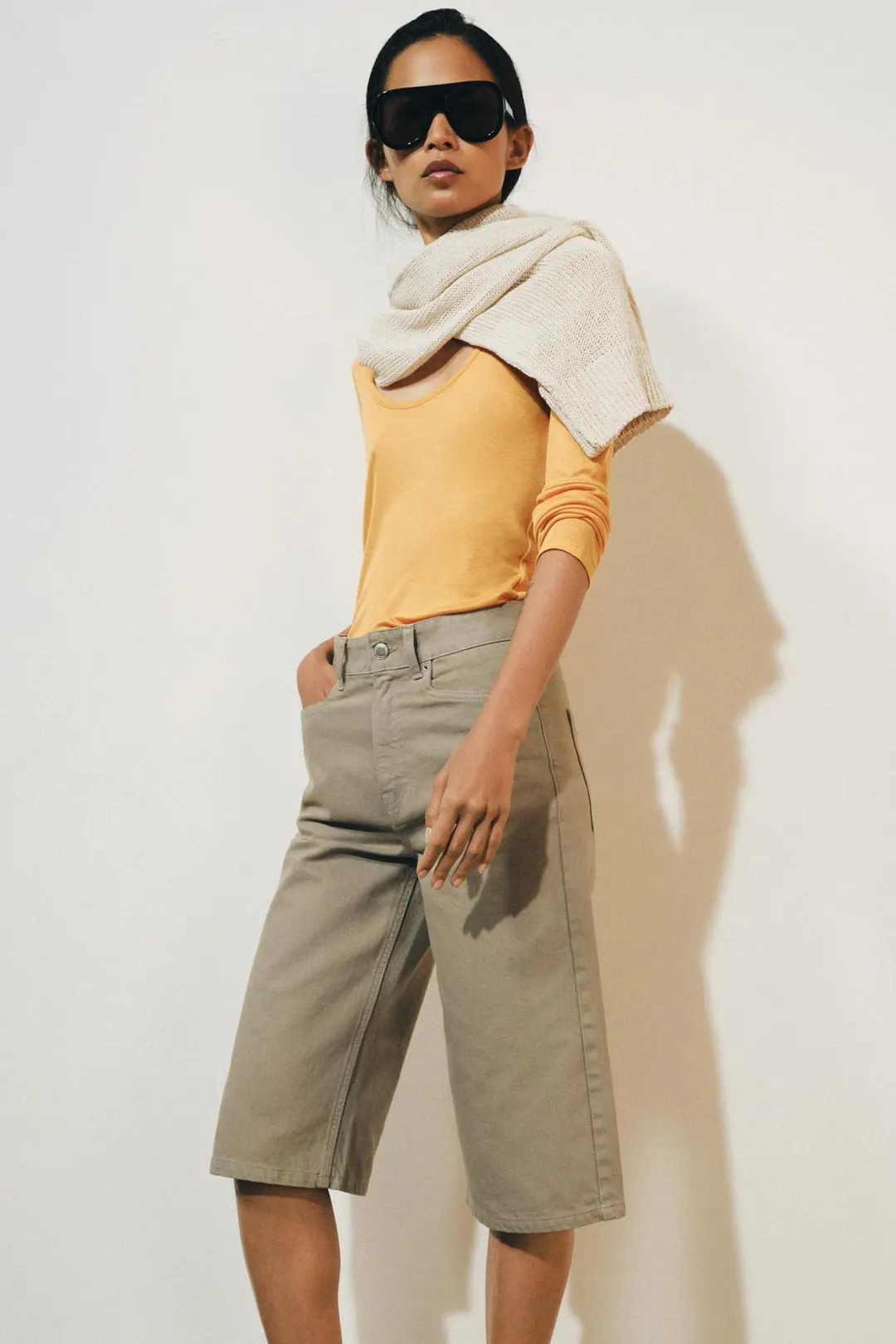 Джинсовые бермуды ZW Collection со средней посадкой, Zara