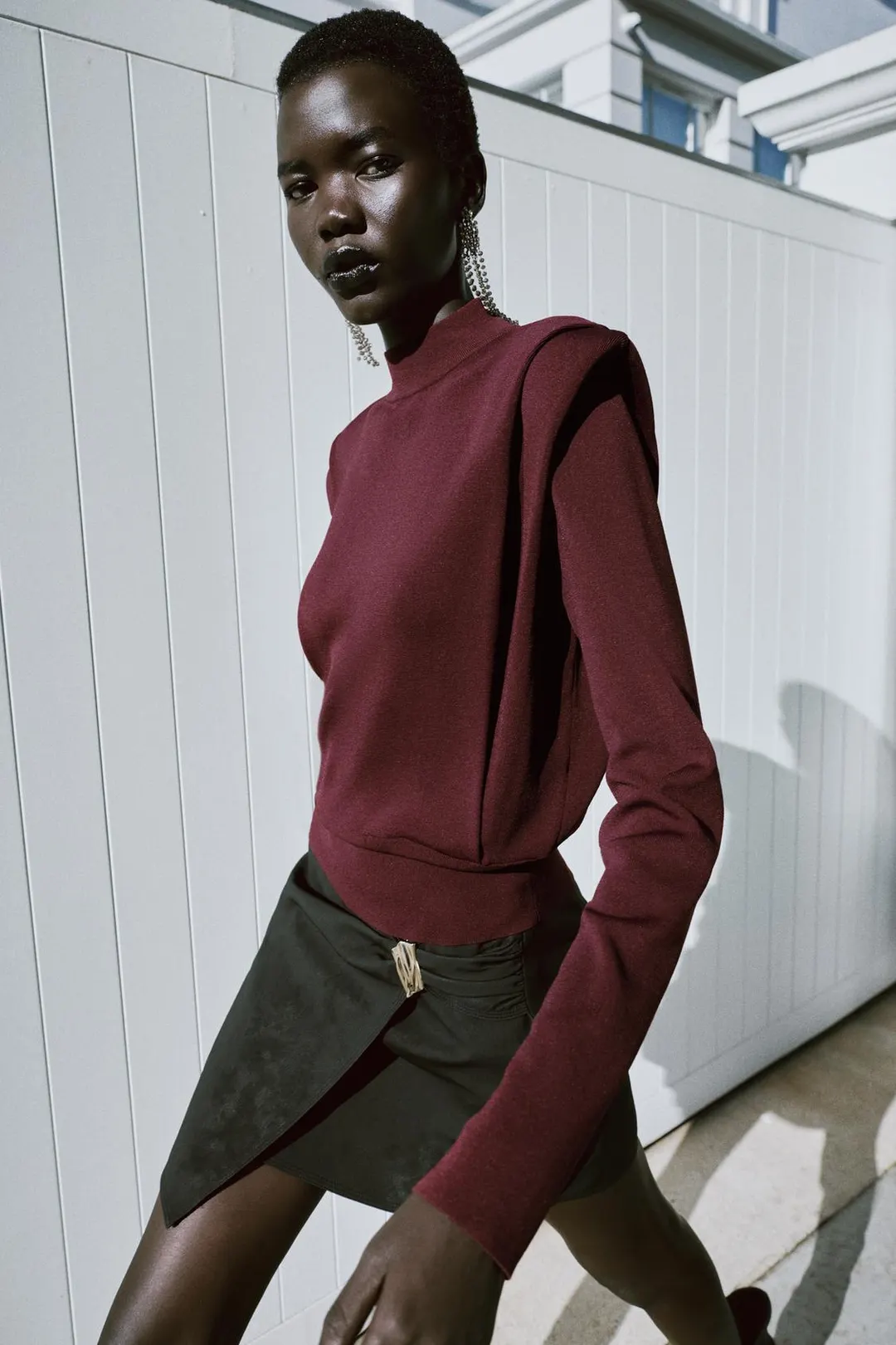 Трикотажный свитер с подплечниками, Zara