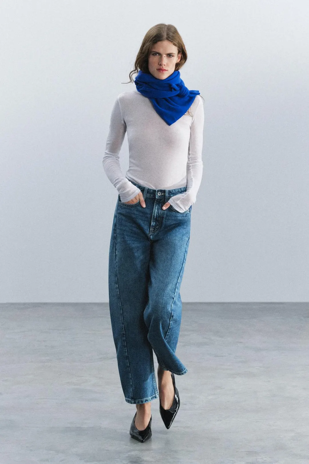 Джинсы до щиколотки свободного кроя со средней посадкой ZW Collection, Zara