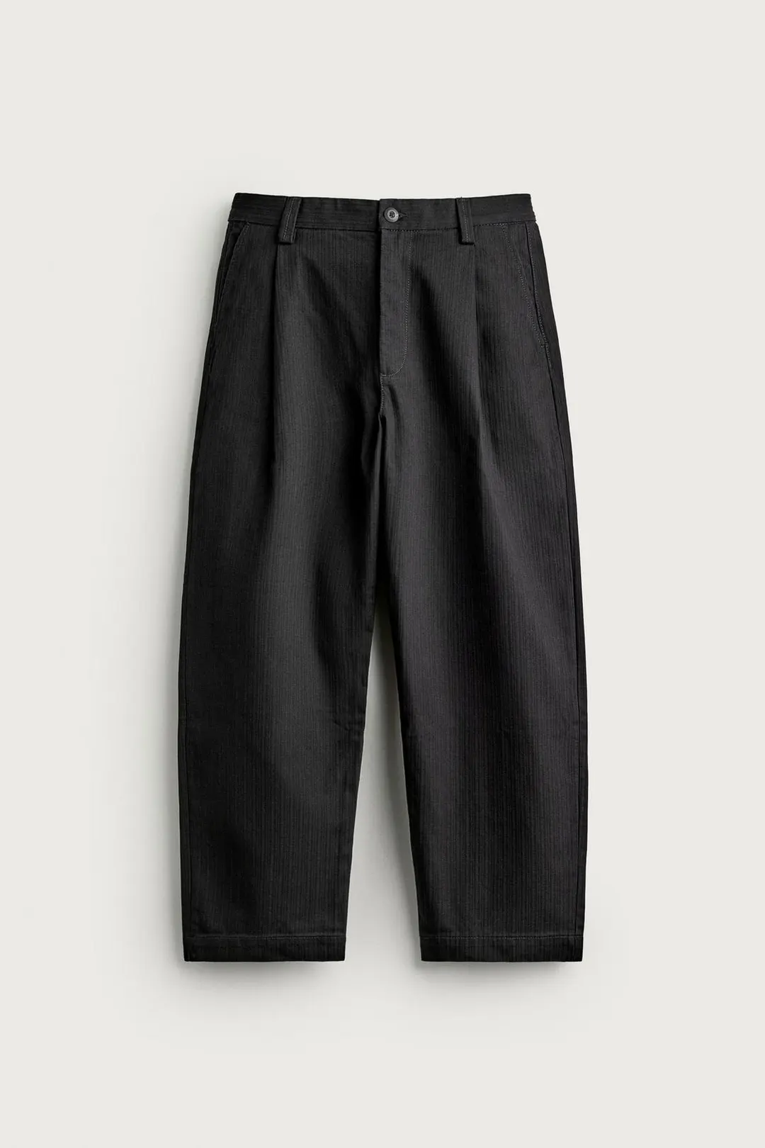 Чиносы свободного кроя со складками, Zara