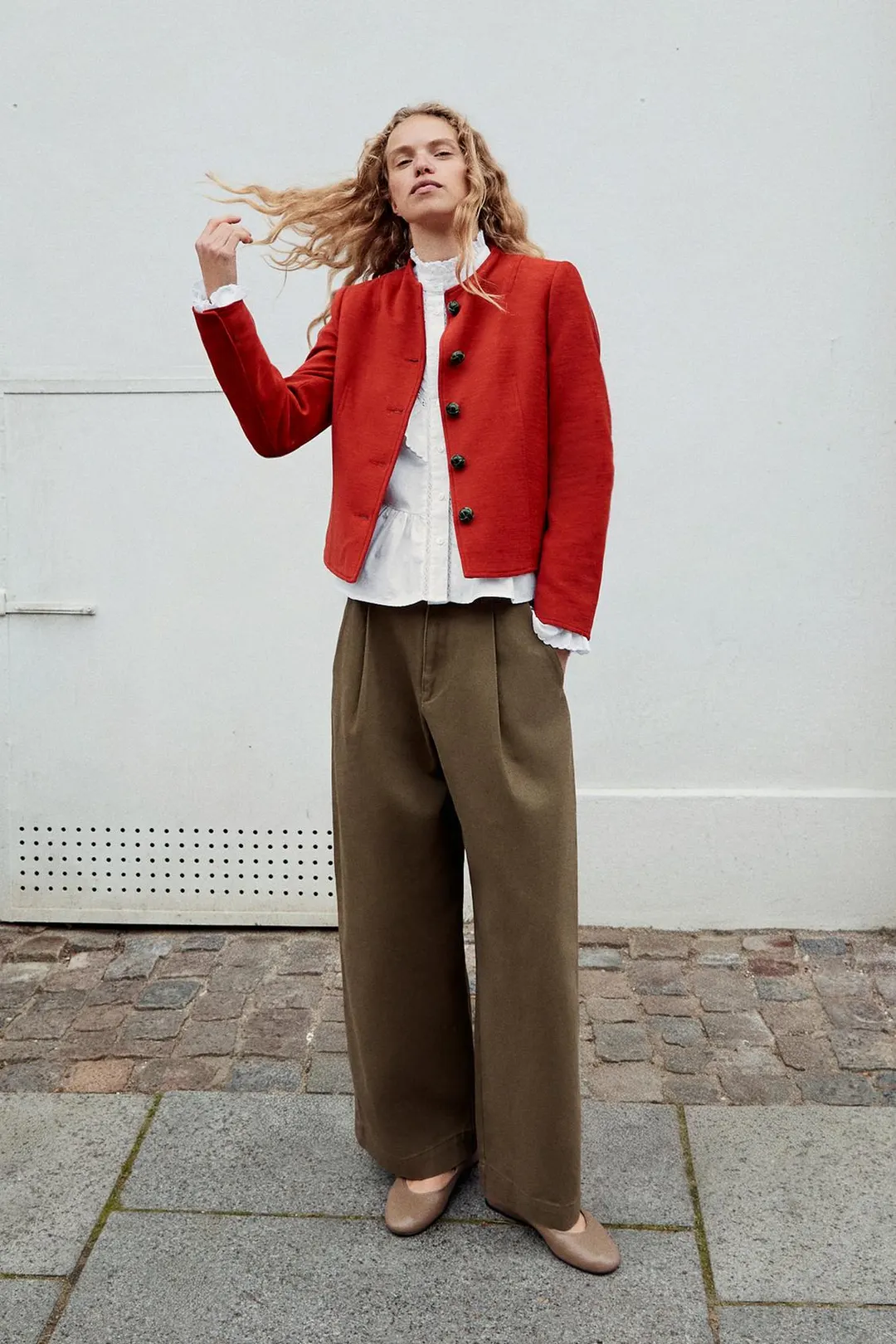 Куртка прямого кроя с подплечниками, Zara