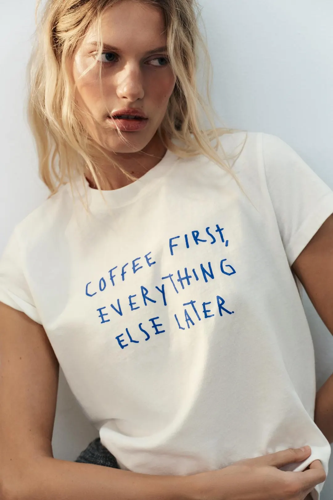 Футболка с надписью, Zara