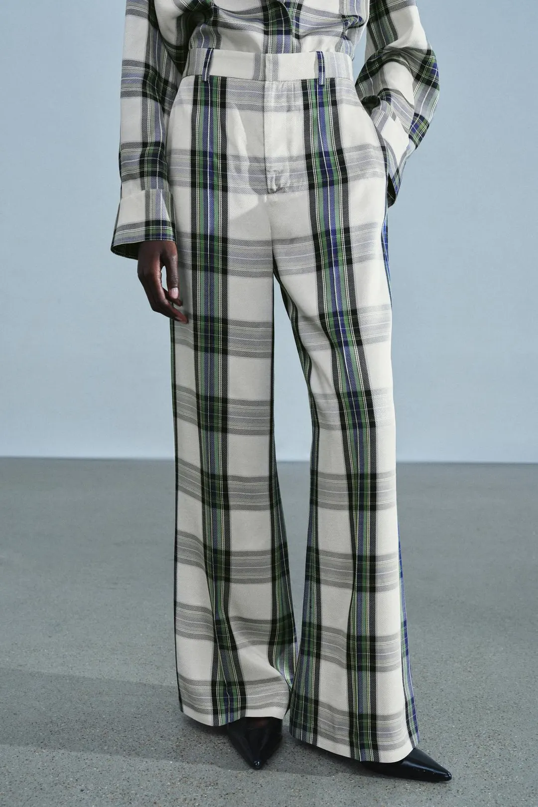 Струящиеся брюки в клетку ZW Collection, Zara