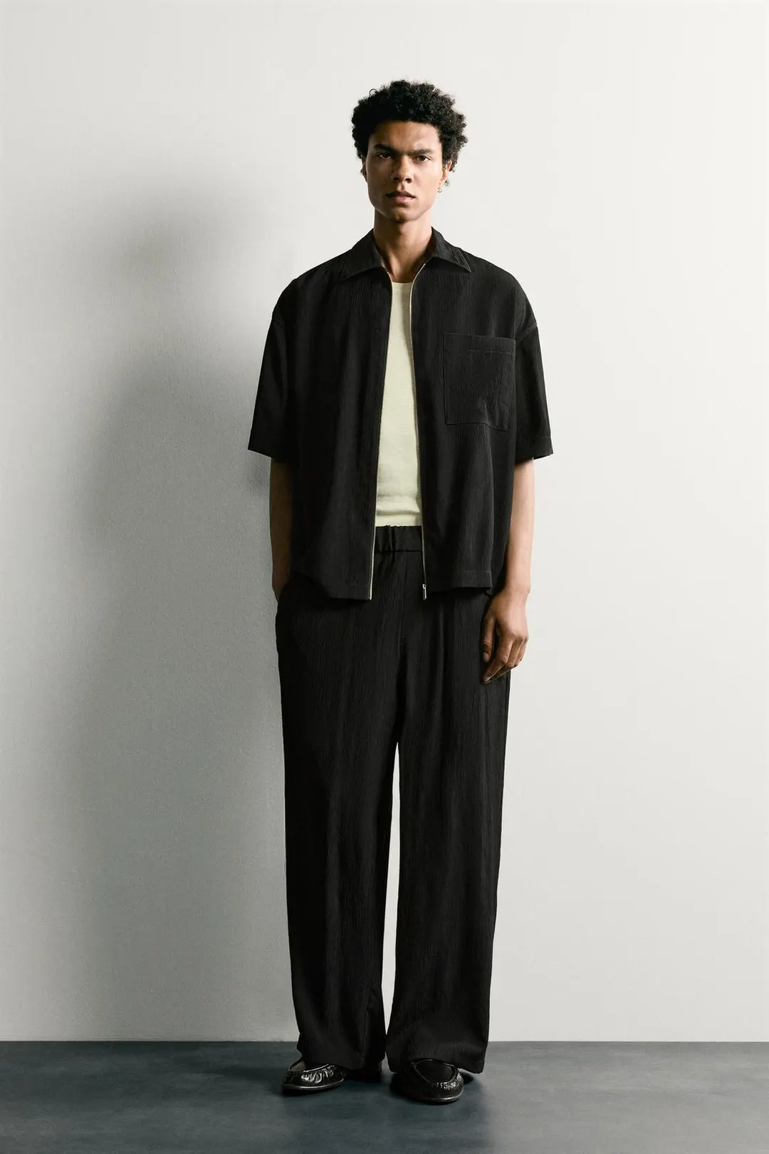 Фактурные брюки свободного кроя, Zara