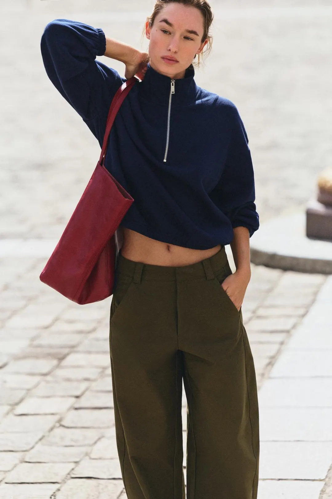 Свитшот с металлической молнией, Zara