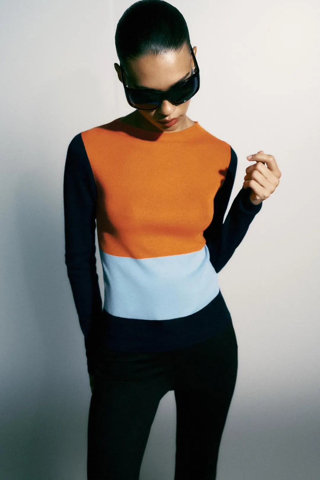 Топ тонкой вязки в стиле колор-блок, Zara