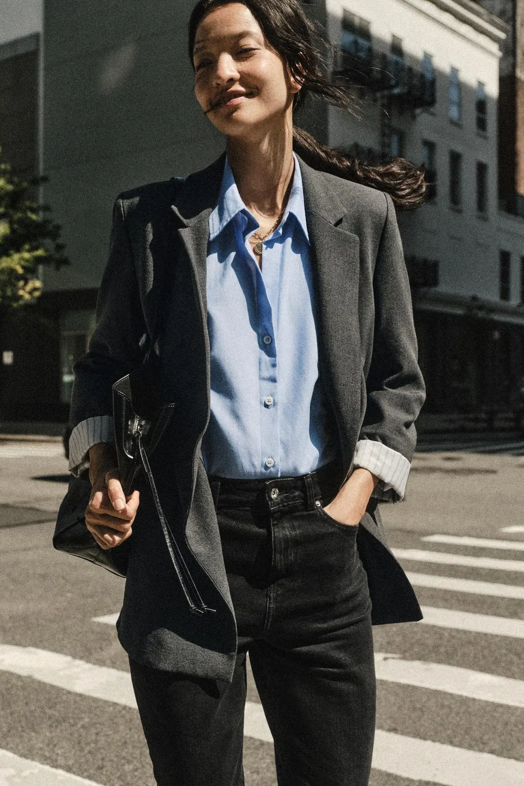 Блейзер с подплечниками и принтованными манжетами, Zara