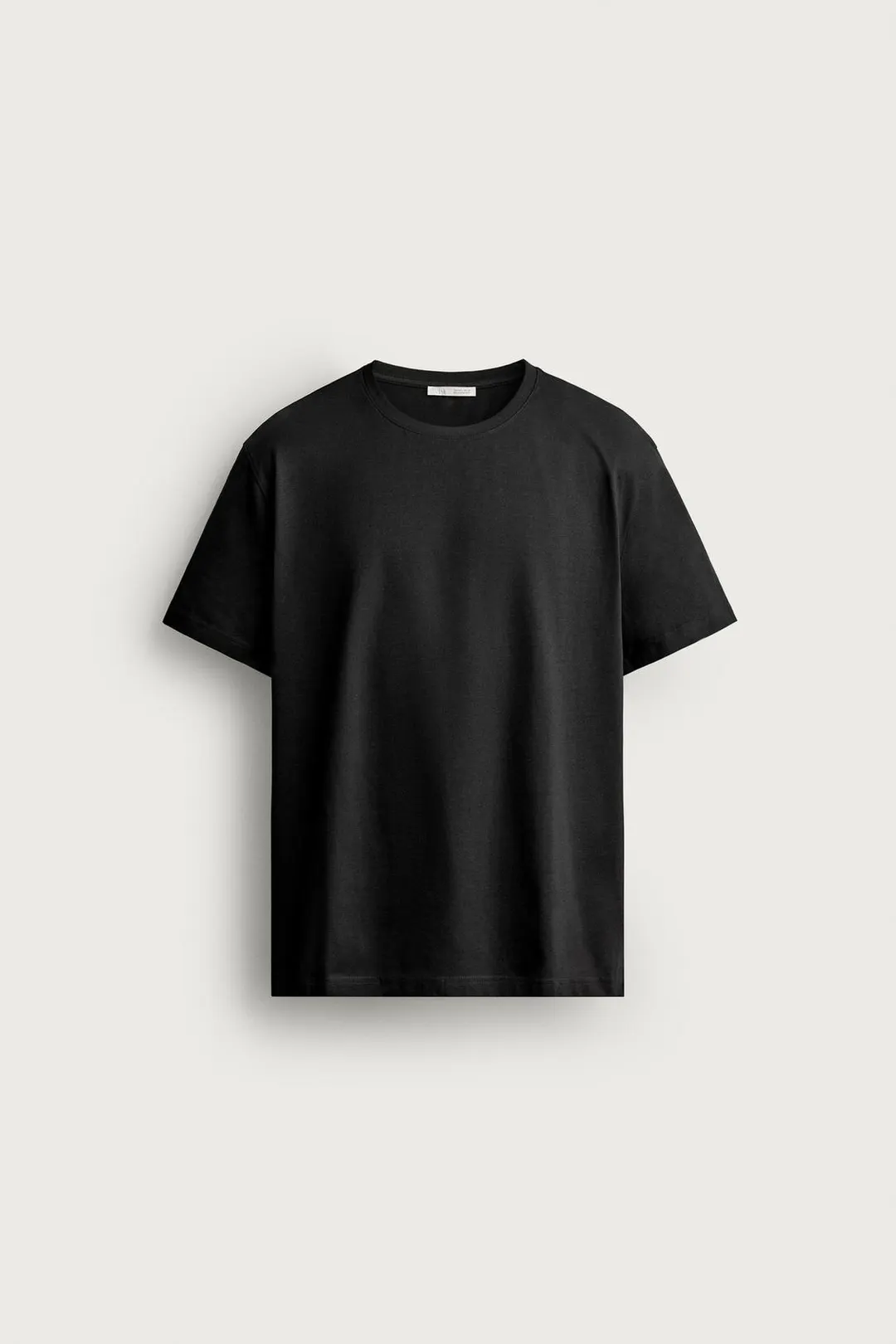Базовая футболка средней плотности /02, Zara