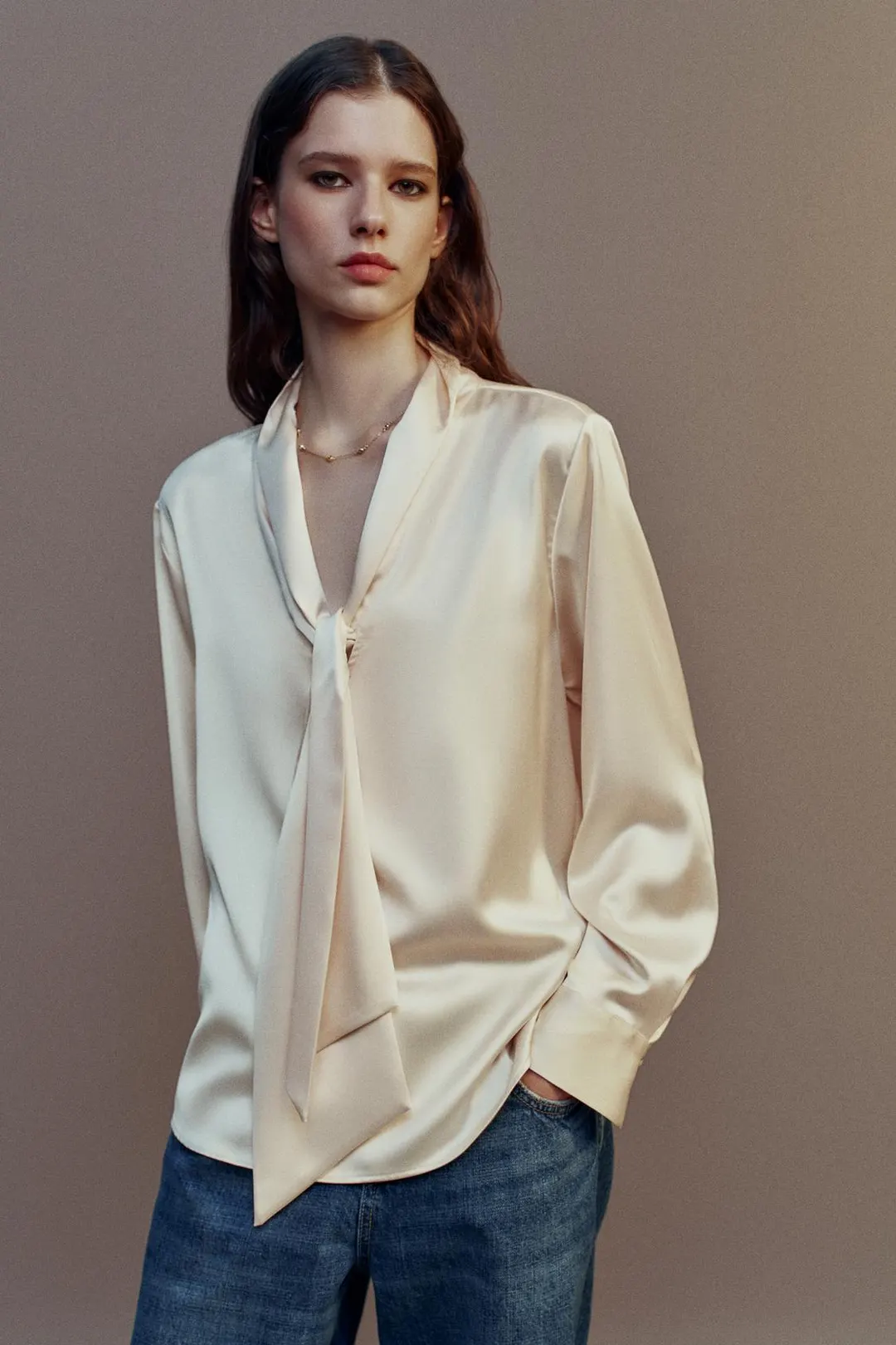 Атласная блузка с шарфом, Zara