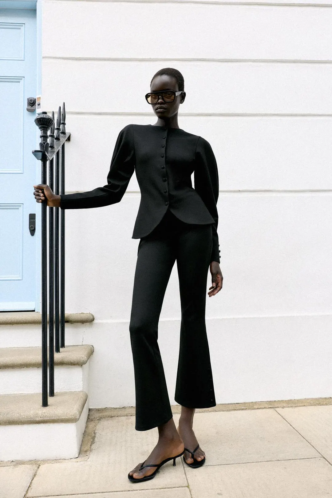 Брюки из интерлока с пуговицами, Zara