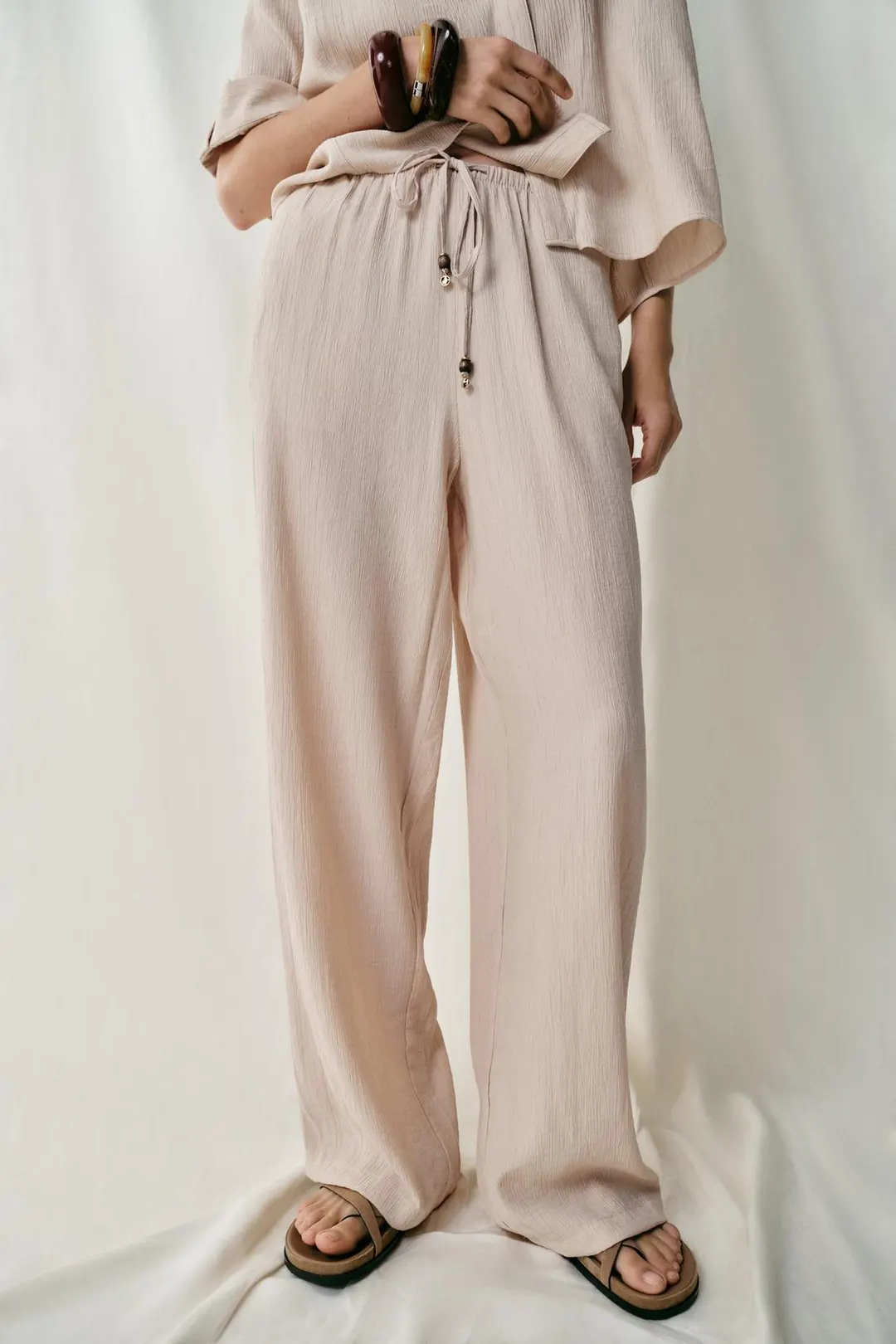 Струящиеся брюки прямого кроя, Zara