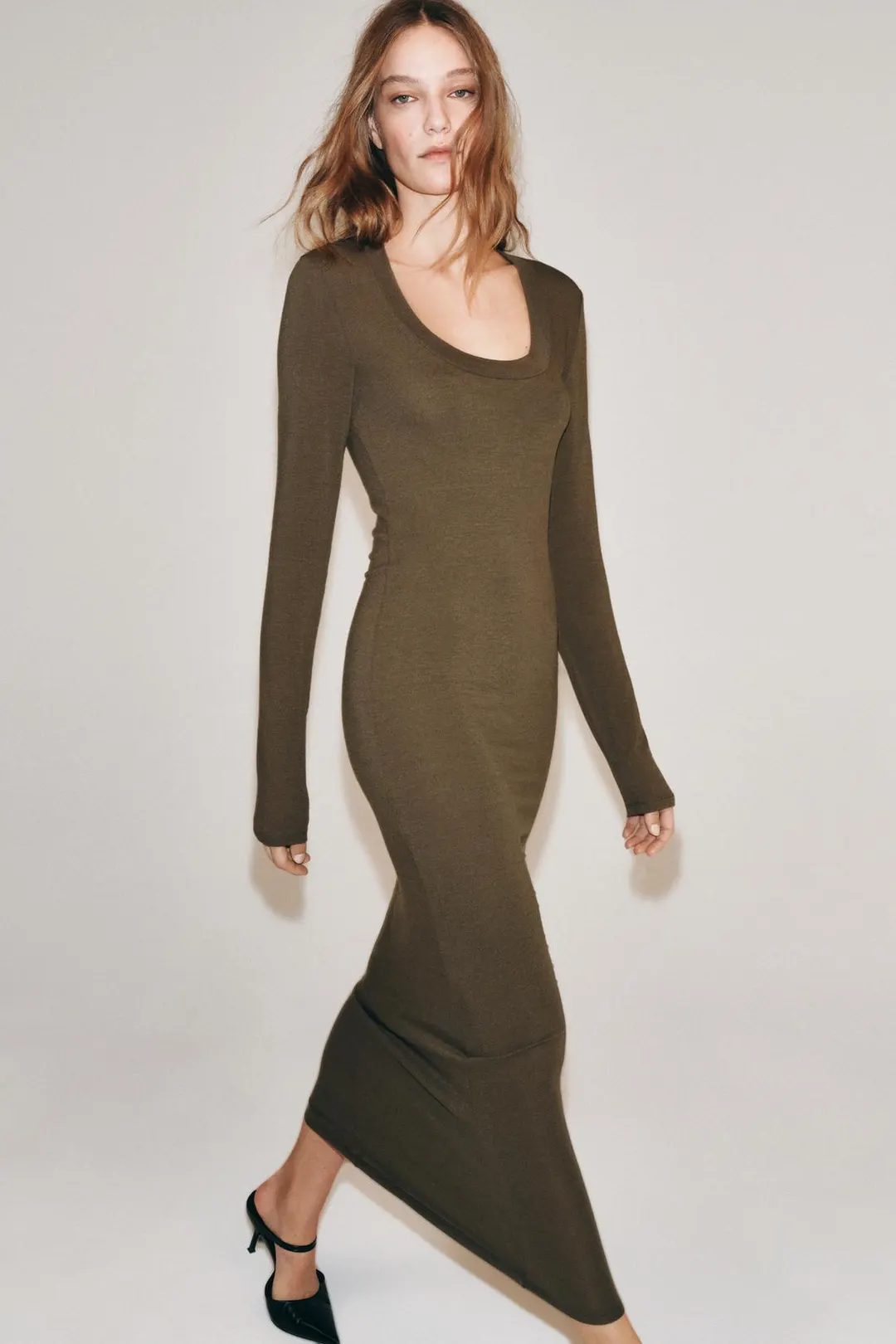 Платье макси с воротником-стойкой, Zara