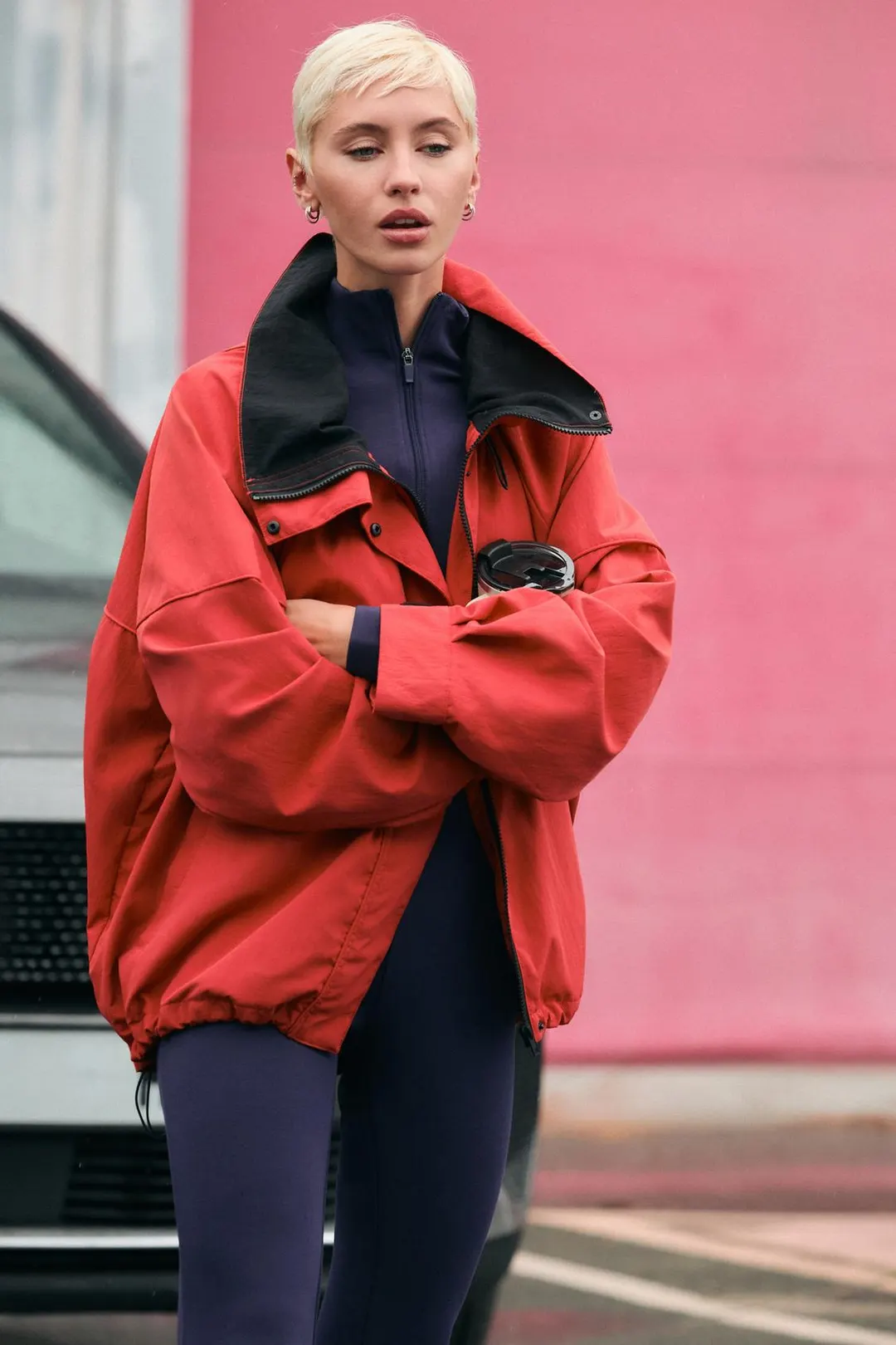 Технологичная куртка с фиксаторами, Zara