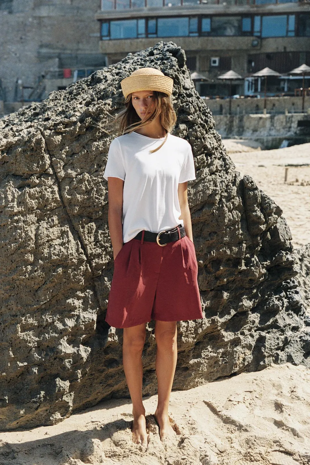 Бермуды с защипами и поясом, Zara
