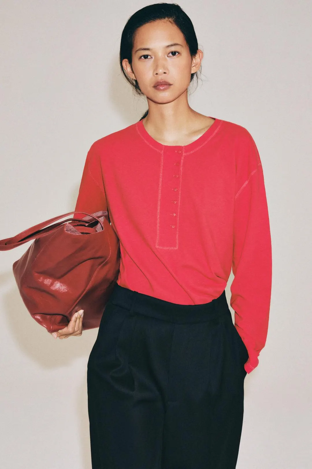 Футболка хенли из смесового льна, Zara
