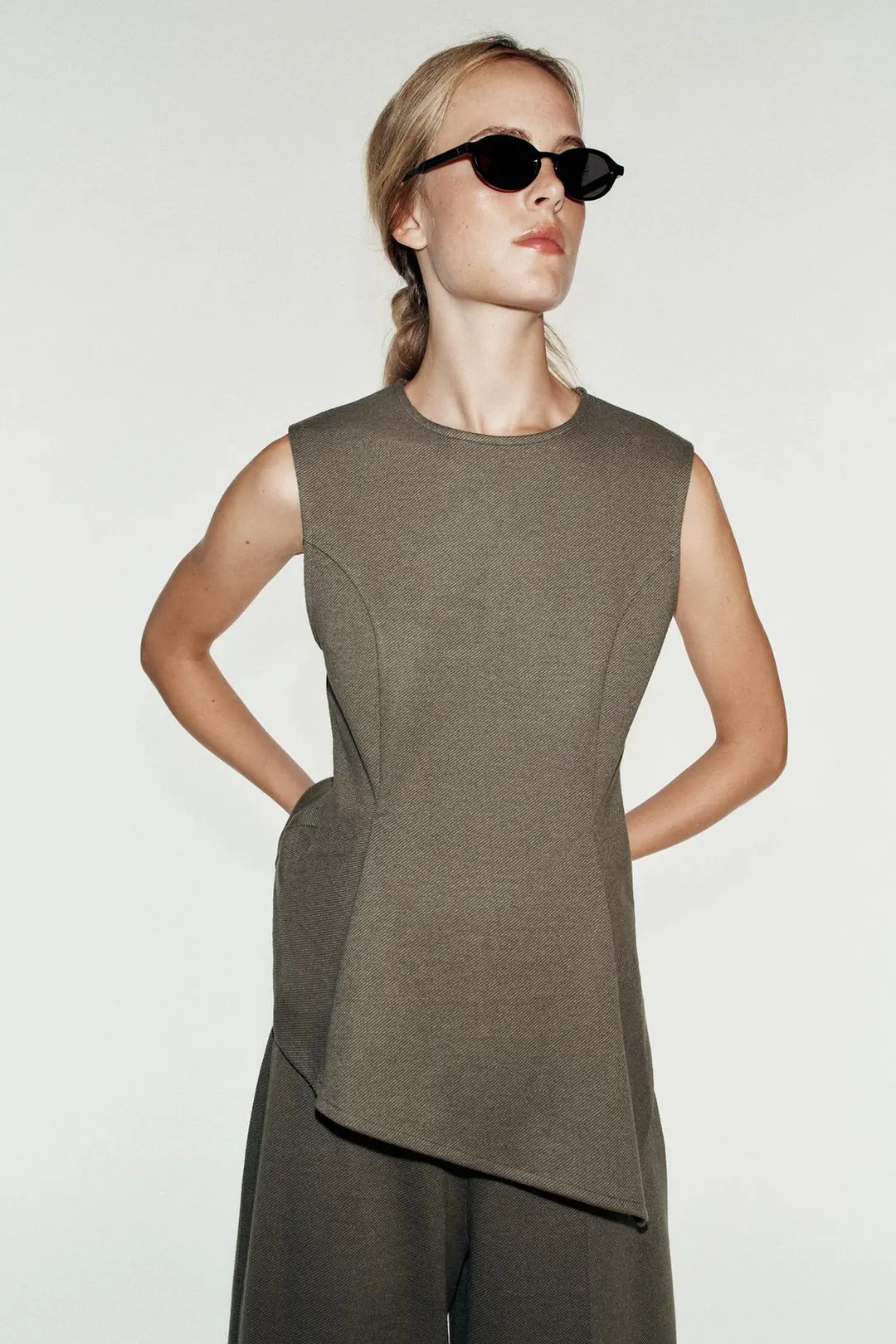 Мягкий топ с баской, Zara