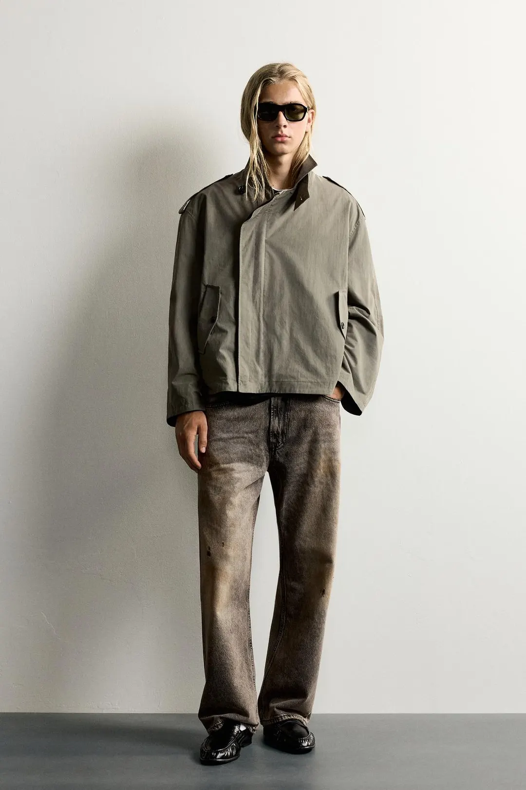 Укороченный тренч из технологичной ткани, Zara
