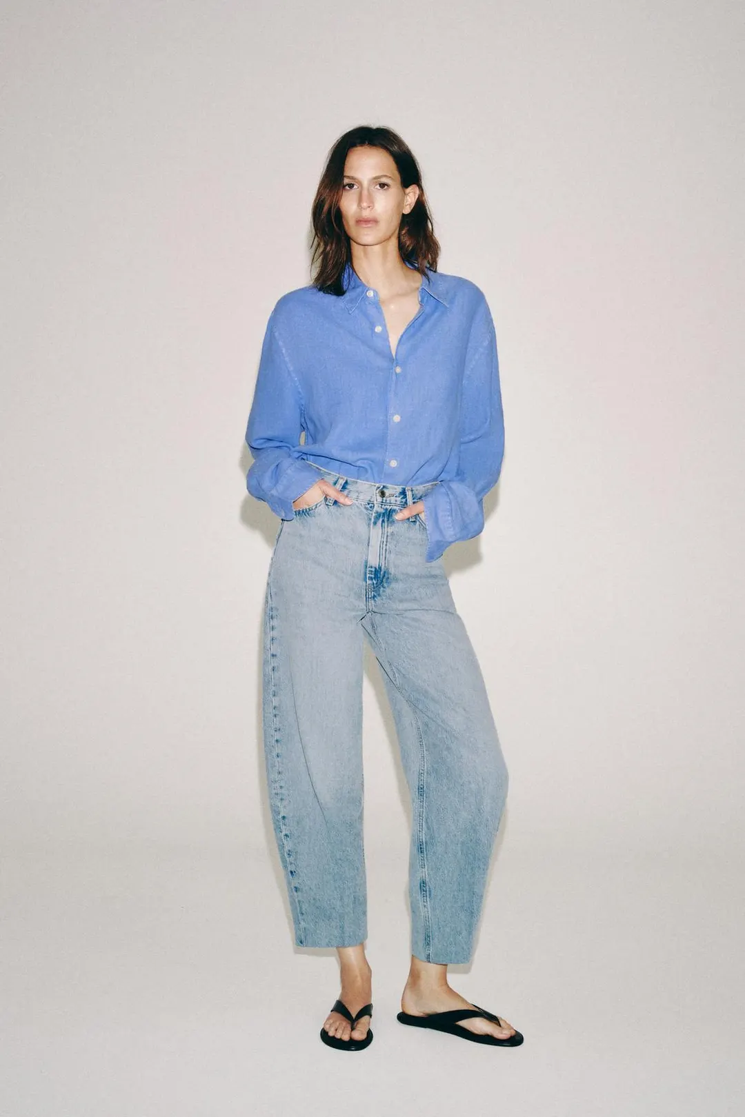 Джинсы ZW Collection зауженного книзу кроя с высокой посадкой, Zara