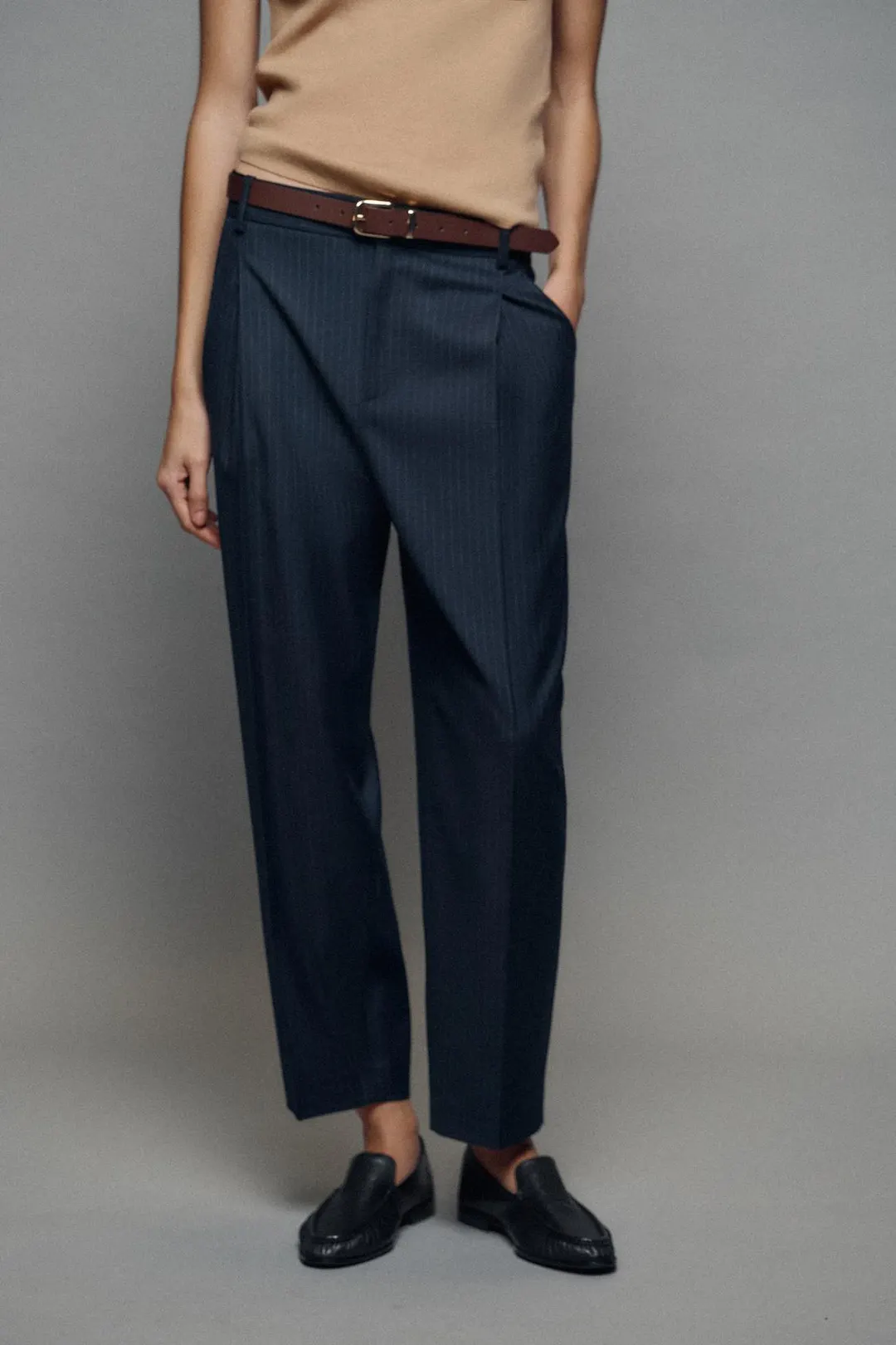 Укороченные брюки с поясом, Zara