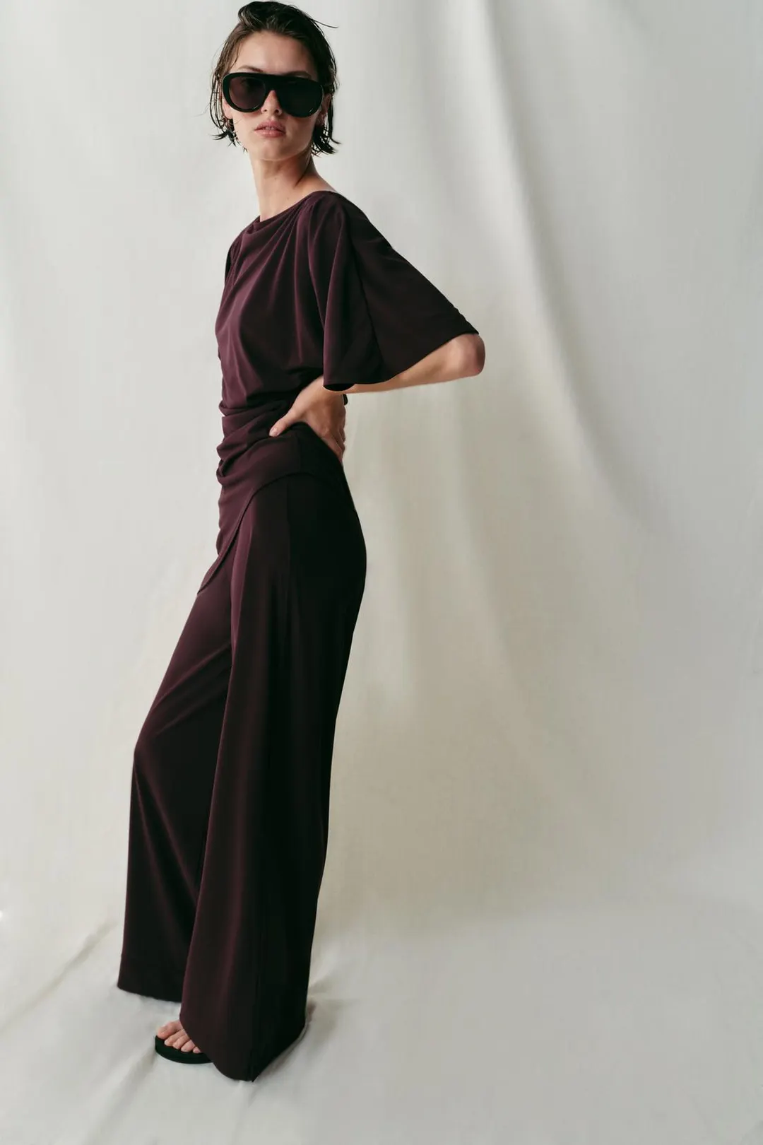 Брюки прямого кроя из крепа с разрезами, Zara