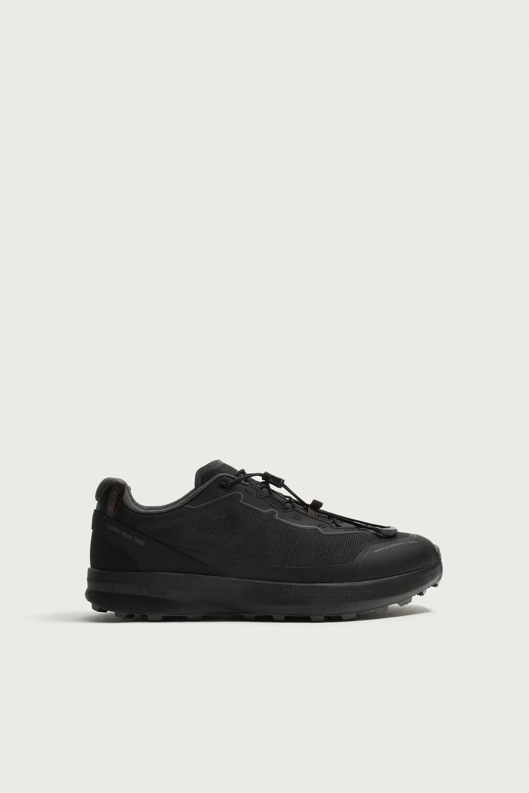 Кроссовки CAPRA TRAIL ZERO, Zara
